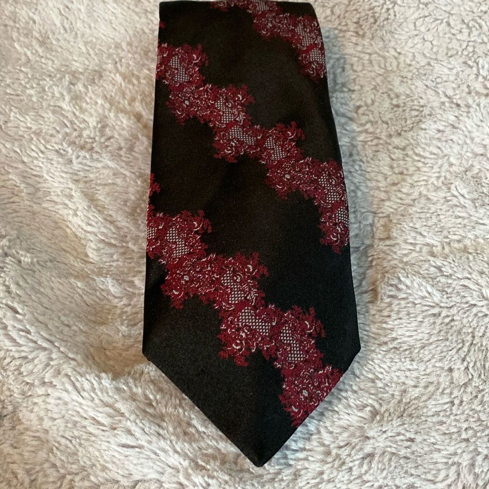 Thomas Pink 100% Silk Tie